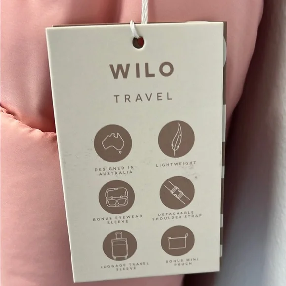 Wilo The Label | Pink Weekender Tote Bag Set w/Crossbody Stap 💖 - Picture 4 of 12